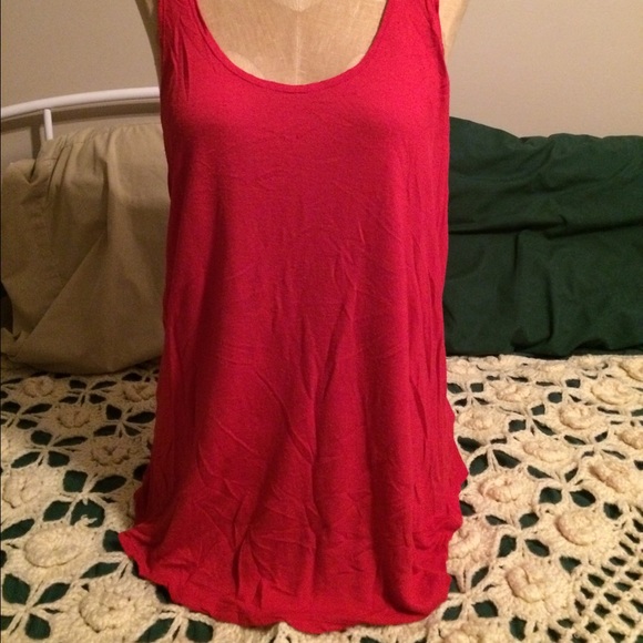 Diamond Back Tank - Picture 2 of 3