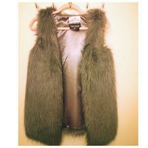 Faux Fur Light Gray Vest