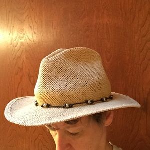 Straw women's cowboy hat