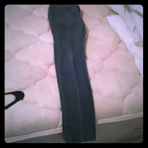 Woman's skinny stretch jeans