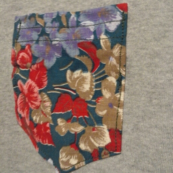Pocket Tee - Picture 3 of 4