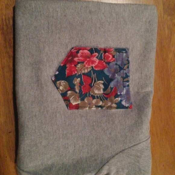 Pocket Tee - Picture 4 of 4