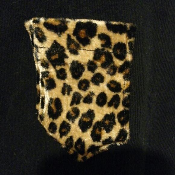 Black Tank Top // Pocket Tee - Picture 3 of 4