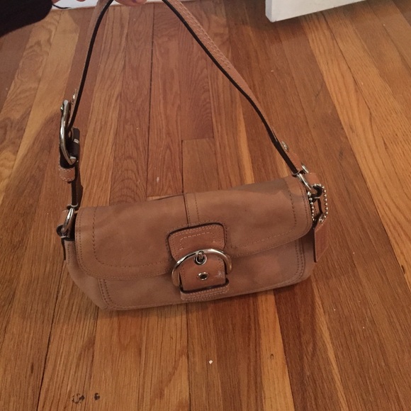 brown COACH bag - Picture 3 of 3