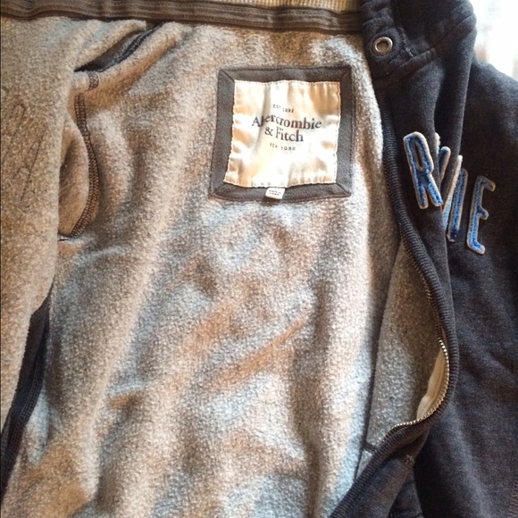 A&F Sweatshirt! - Picture 2 of 3