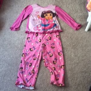 Dora sleepwear