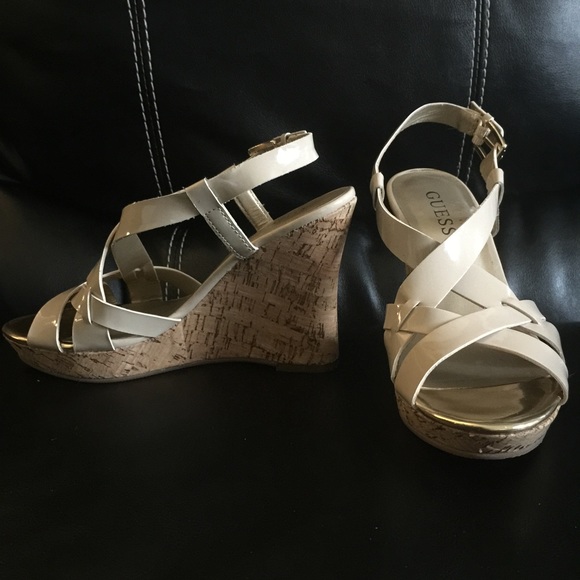 🚫SOLD!🚫 Guess Nude Cork Wedges