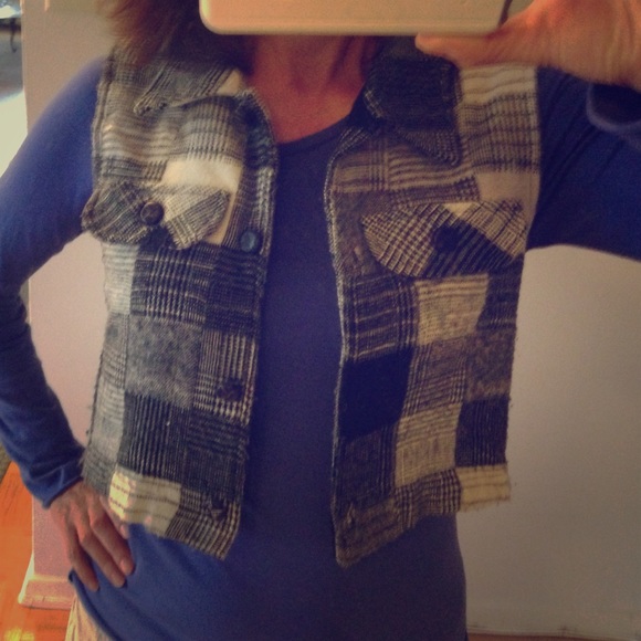 Checkered vest - Picture 1 of 4