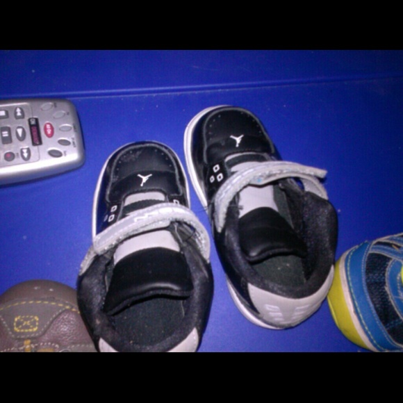 Black and Grey Toddler Jordans 7c - Picture 1 of 1