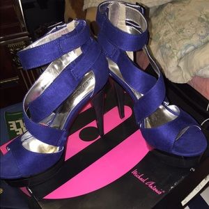 ROYAL BLUE HEELS