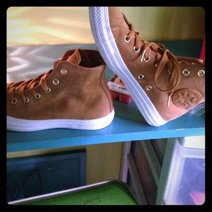 Brand New Suede HighTop Converse