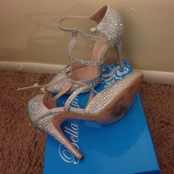 Pointed toe heels - Picture 4 of 4