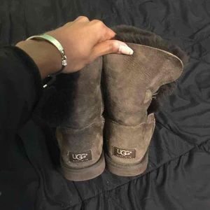 Chocolate brown Bailey button uggs