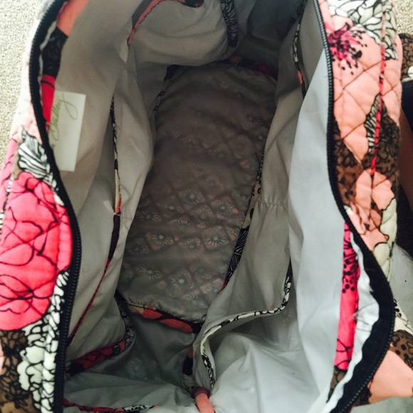 ❌SOLD❌Vera Bradley diaper bag - Picture 2 of 4