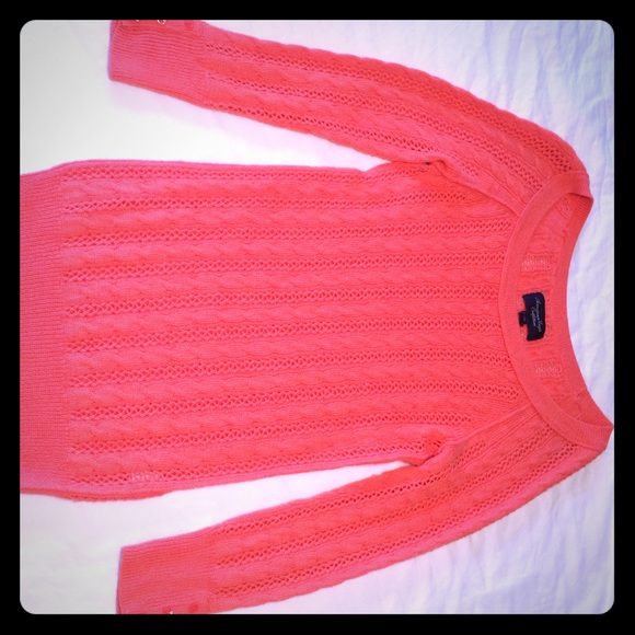 American Eagle sweater