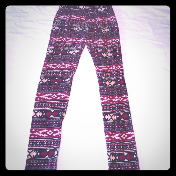 Charlotte Russe patterned leggings