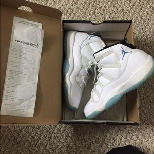 Jordan Columbia 11s !!!