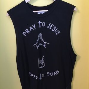 UNIF 'Pray' Muscle Tee