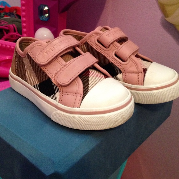 Velcro strap Burberry shoes