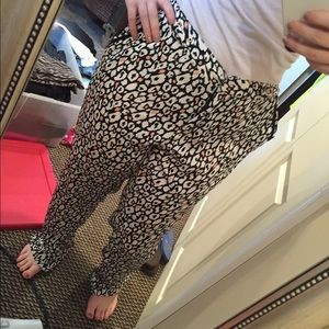 Kim kardasian leopard pants