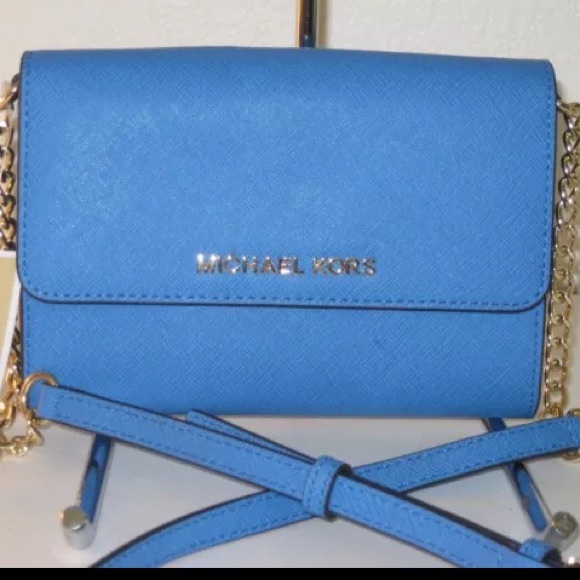 ❗️SOLD‼️. MICHAEL KORS CROSSBODY