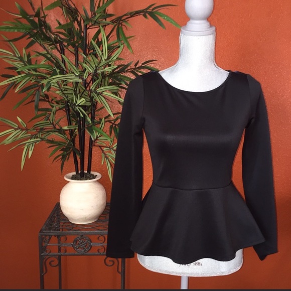 Must Have Black Blue Lace Back Peplum Top Small - Picture 2 of 4