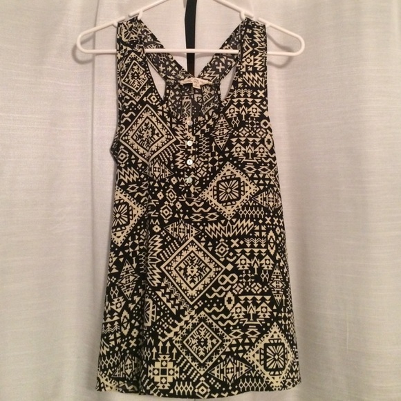 Black and off white tank