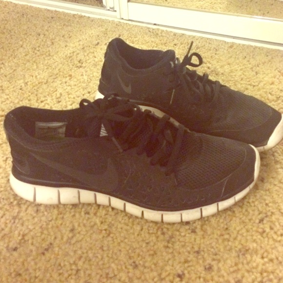 Black Nike Free Sz 11 women's