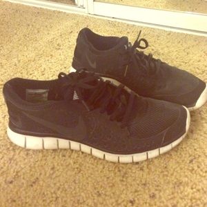 Black Nike Free Sz 11 women's