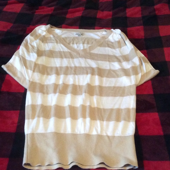 Cache shirt great condition