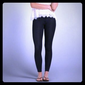 A&F Cara jean leggings