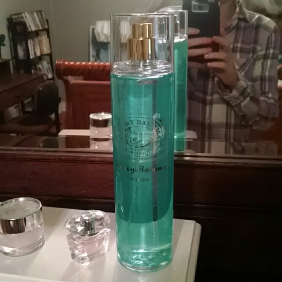 Bundle of Tommy and American eagle spray for 15