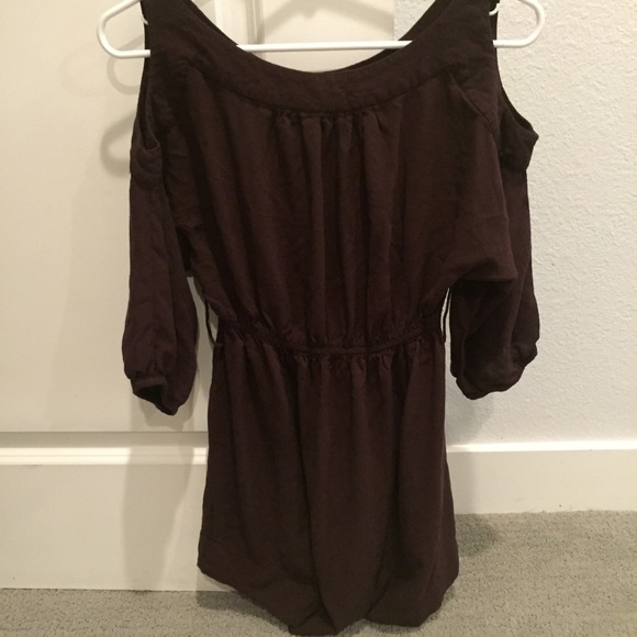 Brown, long, dress shirt. - Picture 1 of 3