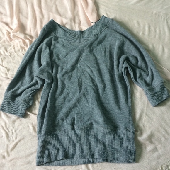 Girls grey sweater