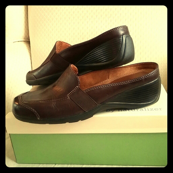 🆕Naturalizer Mules · Brand New