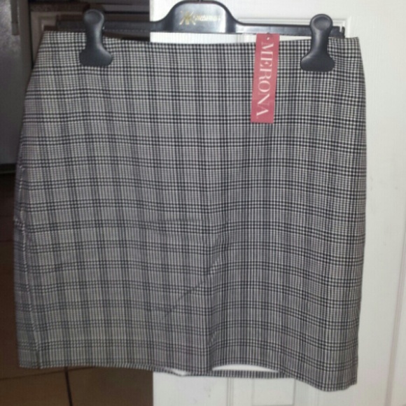 Plaid skirt