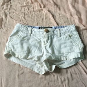 White twill Abercrombie kids shorts