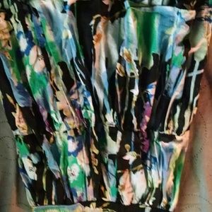 Beautiful floral print mid length skirt!