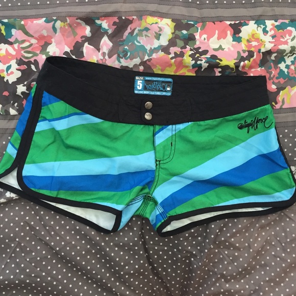 Size 5 Liquid Force Woman's BoardShorts