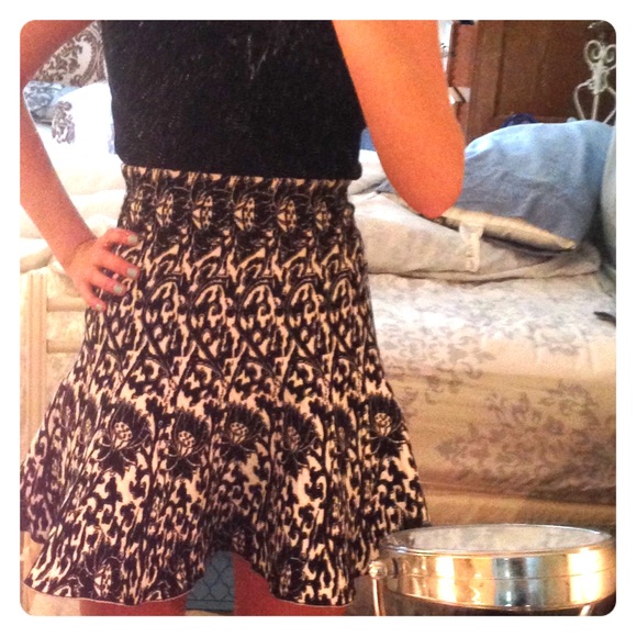 Nordstroms black and white skirt