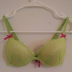 RARE Betsy Johnson Lime Green Lace Bra