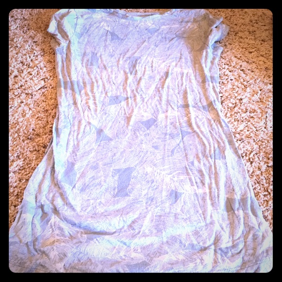 Blue leaf tee