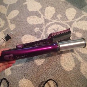 Instyler curling/straightening iron