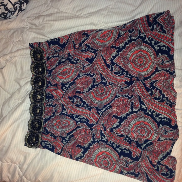 Detailed skirt