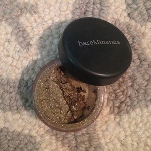BareMinerals eyeshadow in "September"