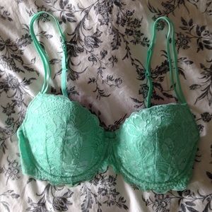 Victoria's Secret pink bra 36D