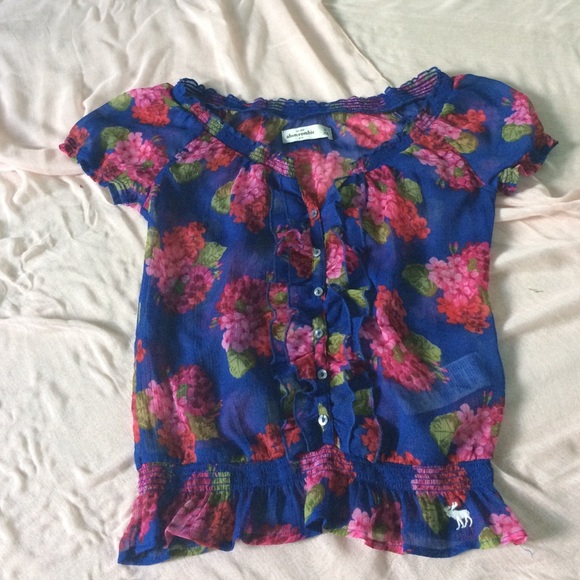 Abercrombie kids floral peasant top