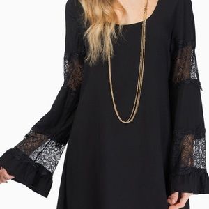 NWT Tobi "Belle Lace Dress" M Black
