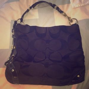 Black Coach Purse •100% AUTHENTIC•