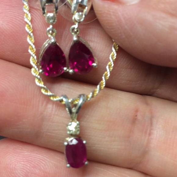 SS Diamond and Ruby Necklace Earring Set🌹(*NWOT*) - Picture 3 of 3